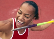 开云体育在线-铁壁与利刃，德里赫特的无解防守与贝蒂斯式进攻哲学