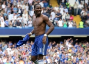 开云体育官网-舞台越大越强，文班亚马在步行者对阵开拓者的聚光灯下绽放