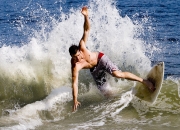 开云体育官方网站-雷霆万钧，詹姆斯接管季后赛，湖人克猛龙显争冠雄心