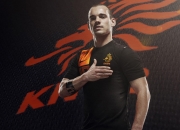 开云体育在线-阿坎吉无解破防，英格兰铁骑冲垮新西兰—现代足球战术的终极演绎