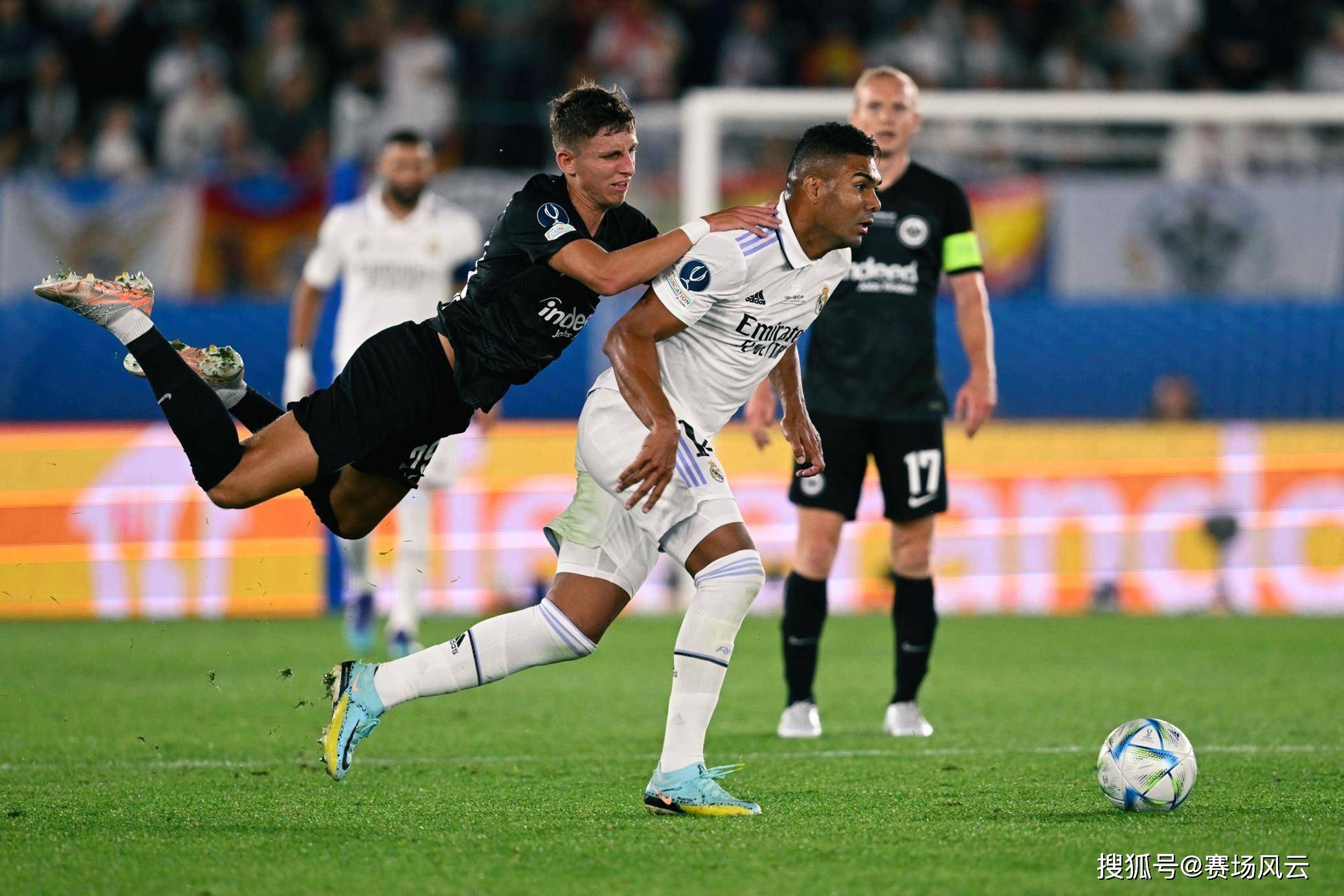 莱比锡红牛轻取波兰，卡塞米罗关键制胜的简单介绍