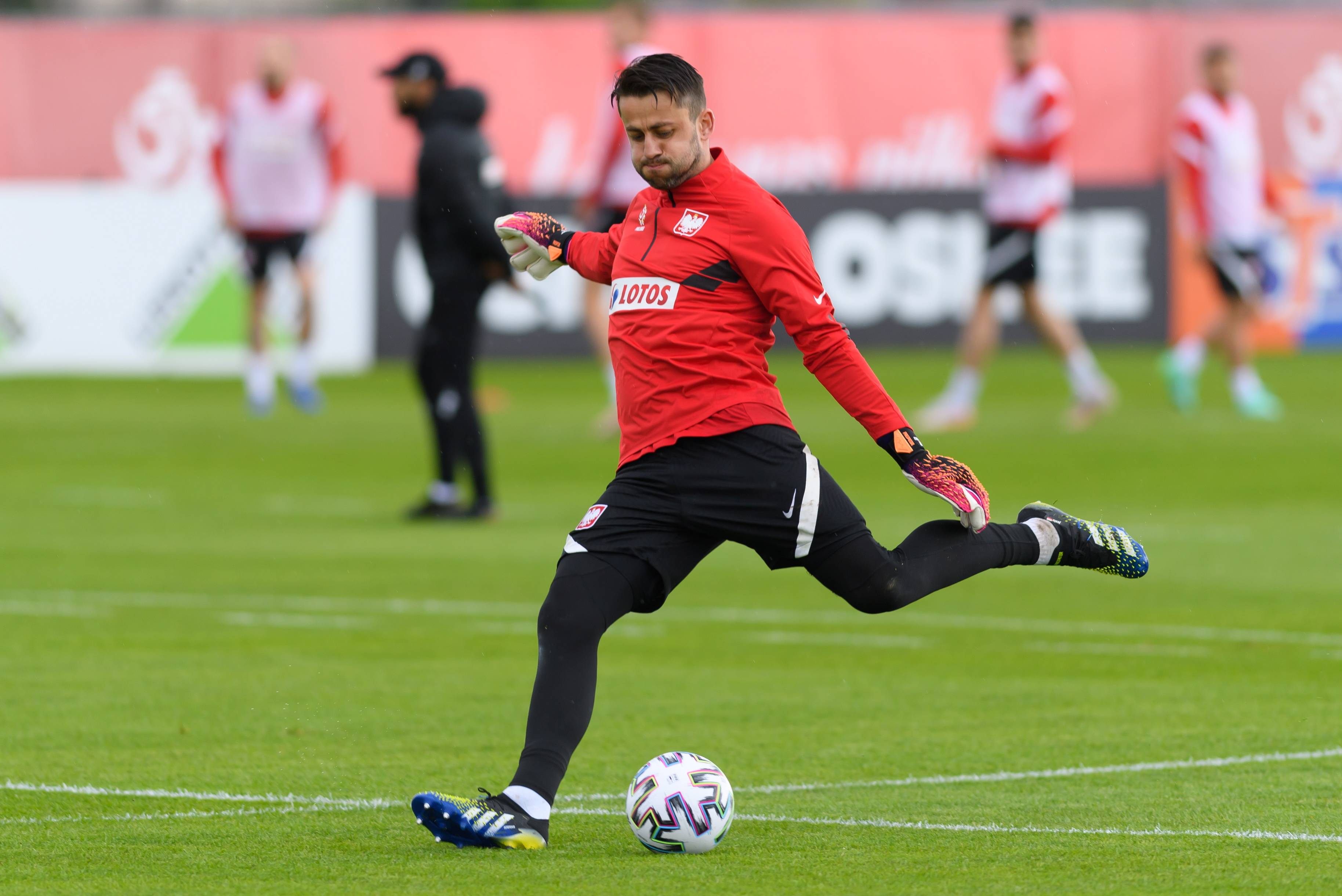 格林纳达队备战欧洲资格赛，备受关注