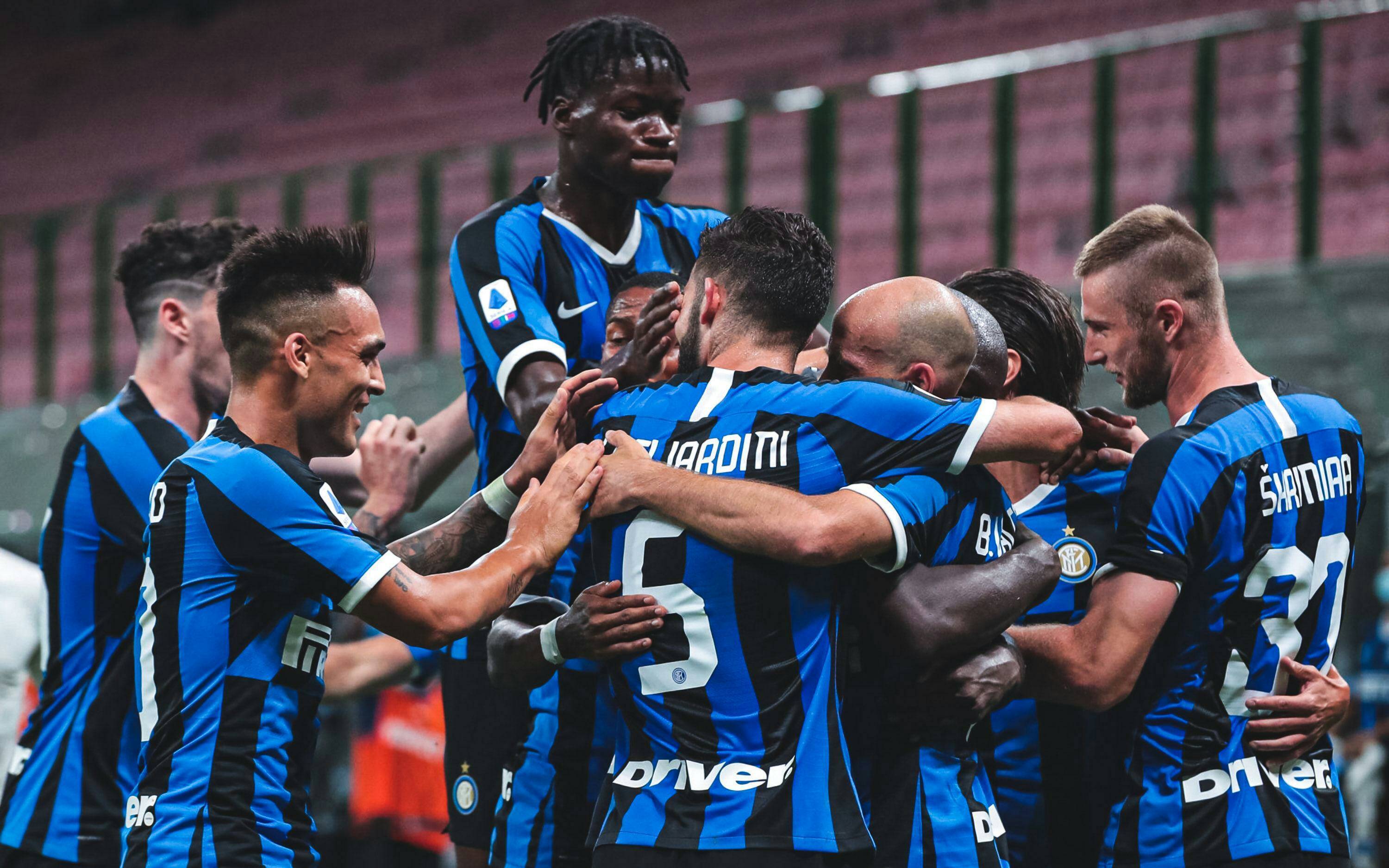 红牛闯入欧冠淘汰赛舞台