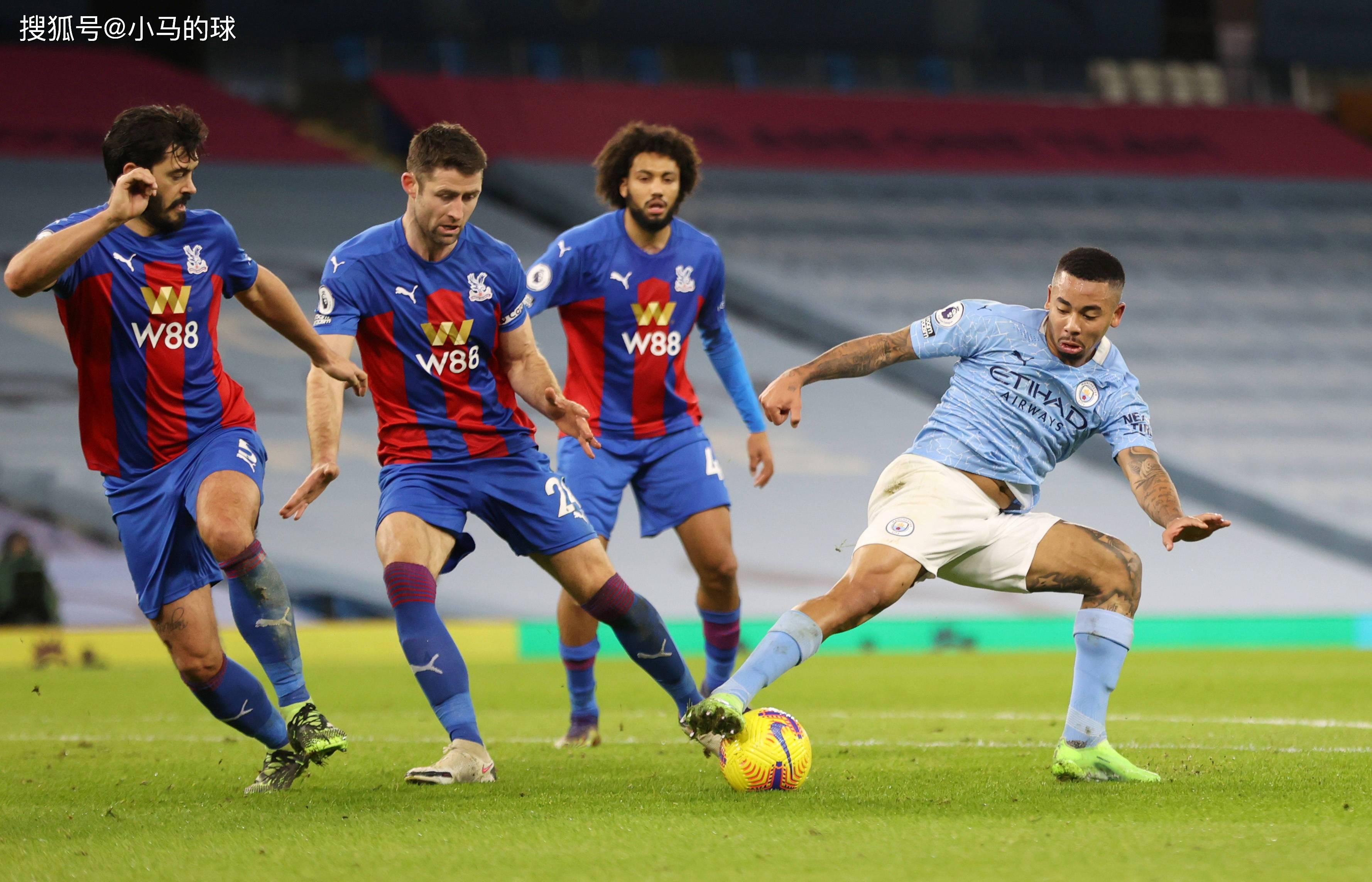 包含马赛主场逼平曼城，晋级希望渺茫的词条