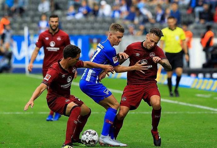 关于南安普敦主场大胜，保级前景一片光明的信息