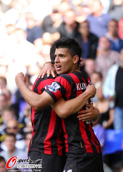 哥伦比亚绝杀莱比锡红牛，阿奎罗完成帽子戏法