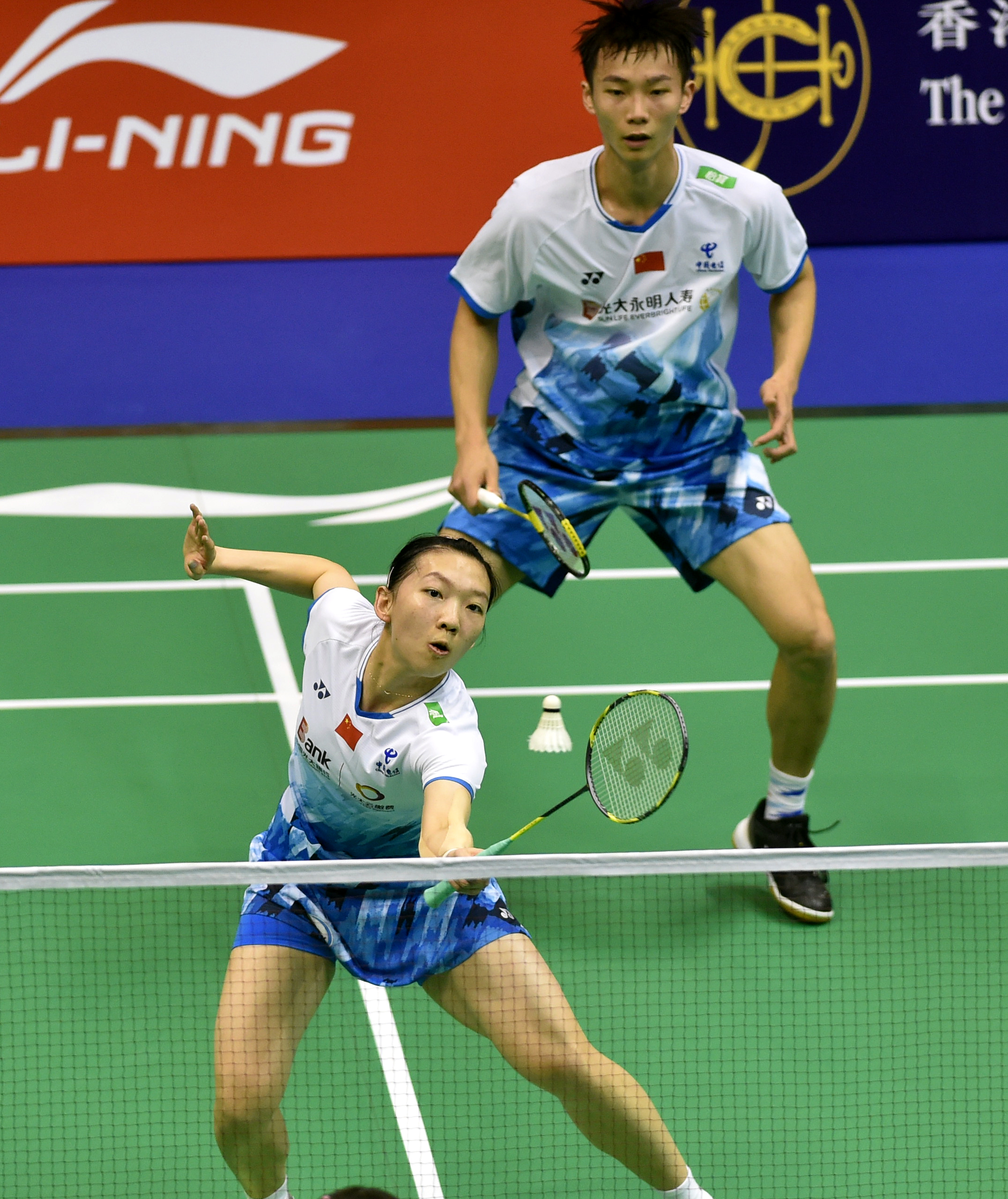 包含韩国羽毛球队血洗法国羽毛球队，谌龙三分雨点燃全场的词条