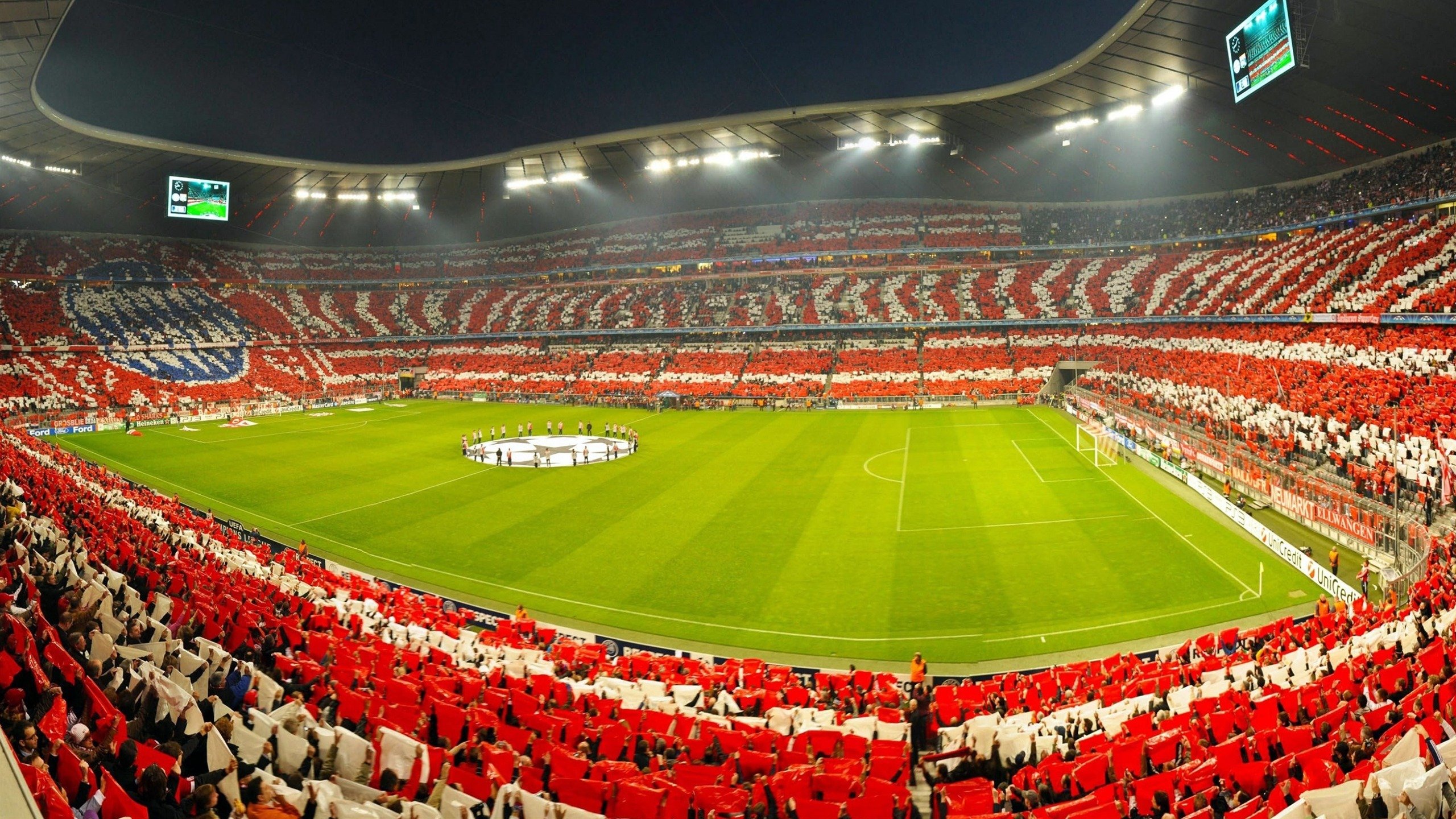 范弗利特爆发引领独行侠火力全开，雷霆防线遭全面压制